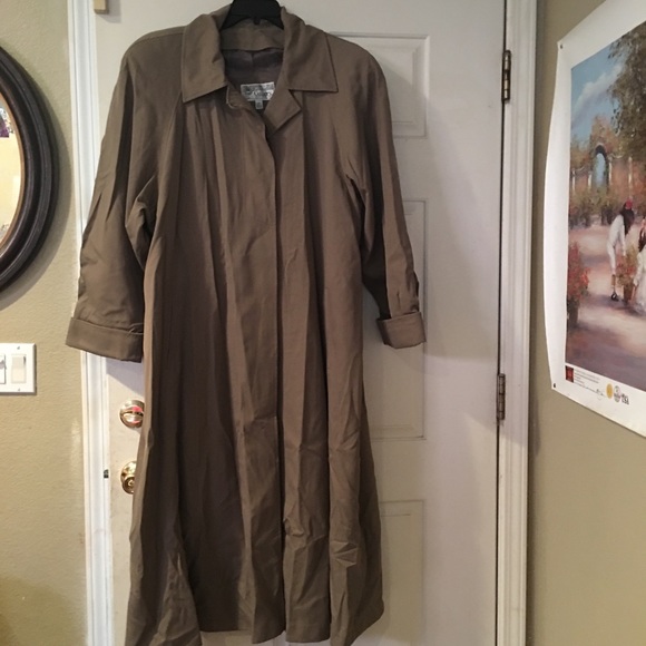 Gallery Jackets & Blazers - Women’s Plus SZ Long Trench